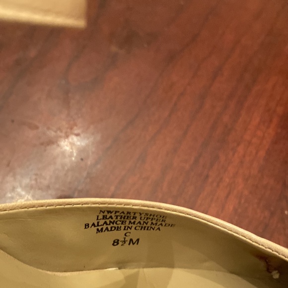 🦊 Nine West buckle wrap heel. - Picture 4 of 6